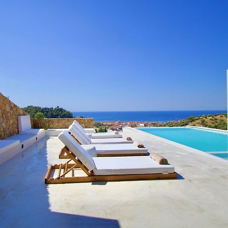 Design Villa Nea Skioni By Halkidiki Villas ภายนอก รูปภาพ