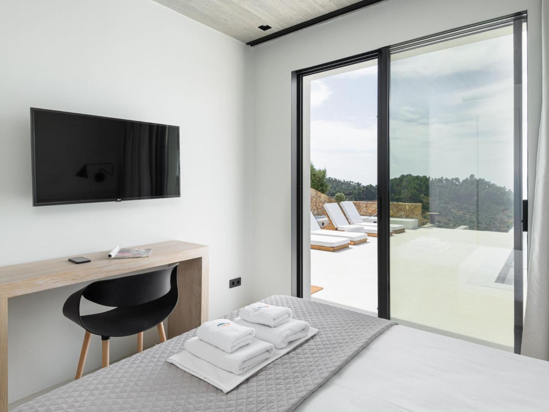 Design Villa Nea Skioni By Halkidiki Villas ภายนอก รูปภาพ
